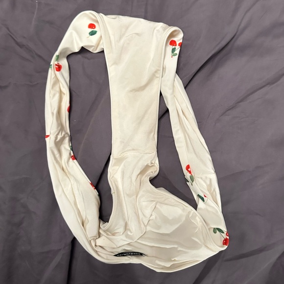 TWO PIECE WEWOREWHAT BIKINI - Picture 5 of 5